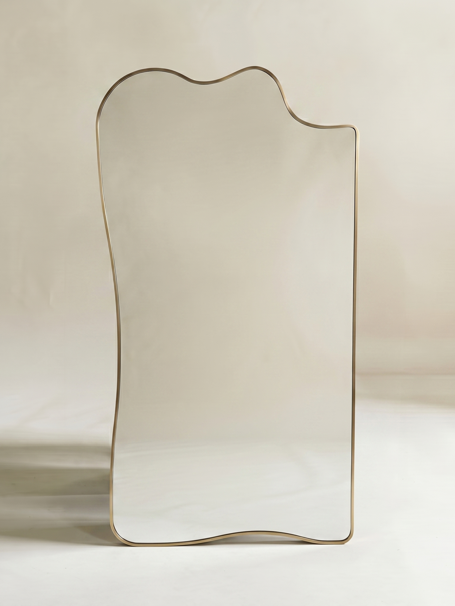 Solenne Mirror